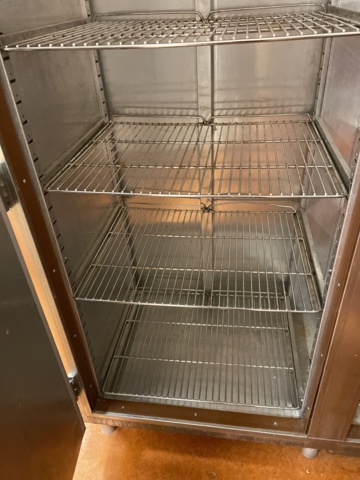 998754-8 Double freezer with disconnected compressor