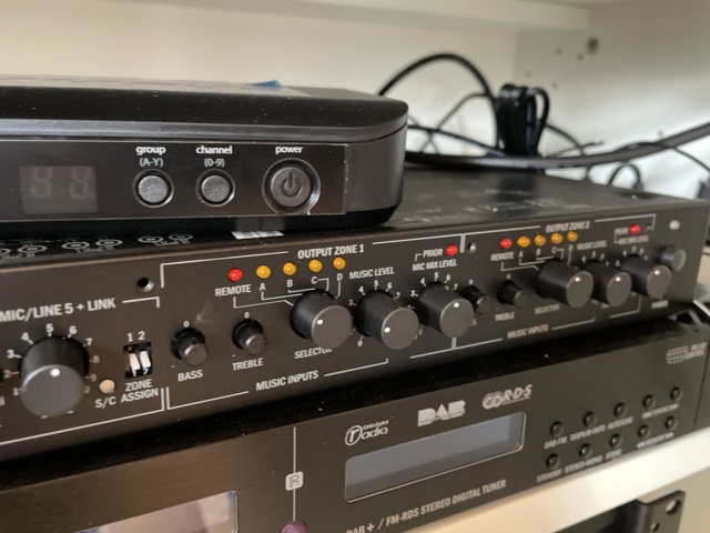 998780-20 Large screen projector with sound system & project screen.