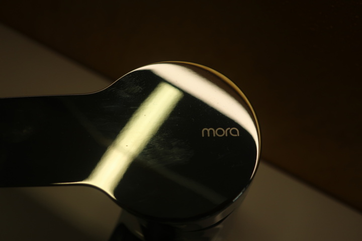 1029759-4 Alterna bathroom commode with Mora mixer