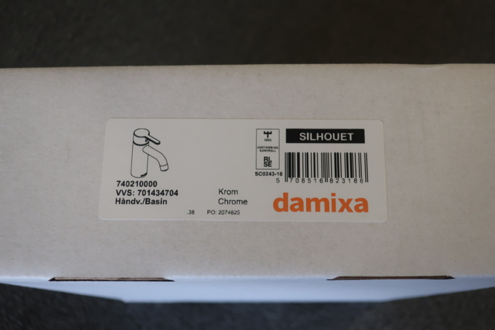 1029789-6 Washbasin mixer, Damixa Silhouet Chrome