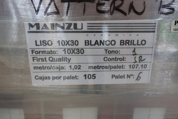 1029848-2 Approx. 105m² tile, Mainzu Blanco Brillo 10x30cm, white