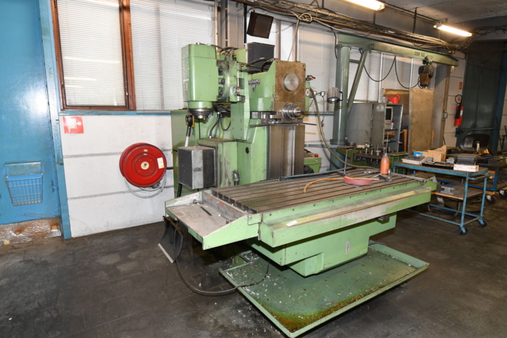 1079926-1 Vertical milling machine VÄRNAMO