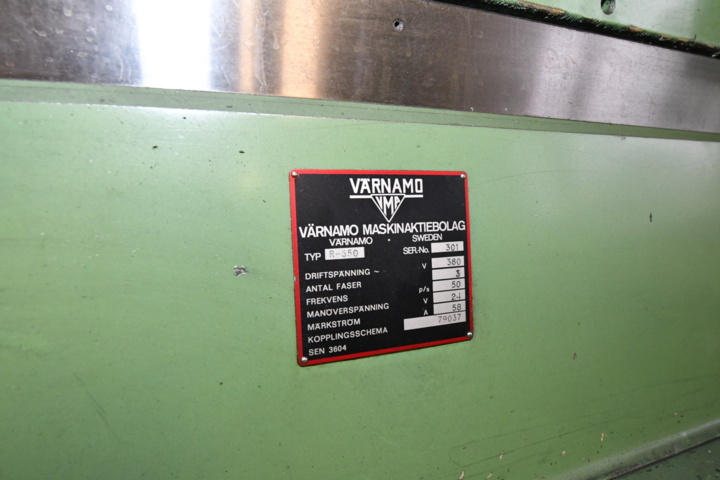 1079926-3 Vertical milling machine VÄRNAMO