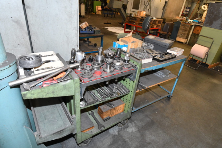 1079926-7 Vertical milling machine VÄRNAMO