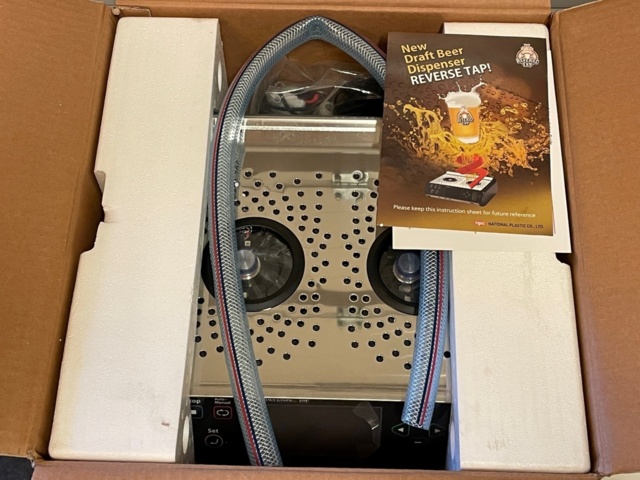 1080547-7 Beer machine Reverse Tap with accompanying mug - 100 pcs