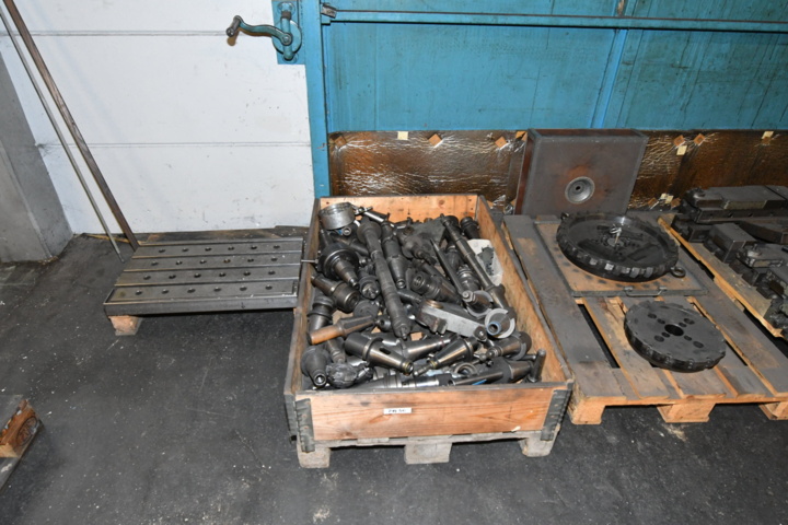 1079930-1 Pallet with various holders 50-cone