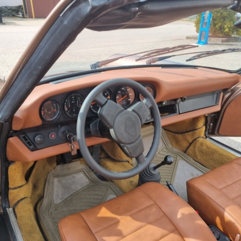 1080557-12 Porsche 911 Carrera Targa - 1975