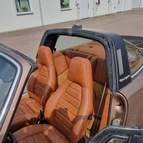 1080557-13 Porsche 911 Carrera Targa - 1975