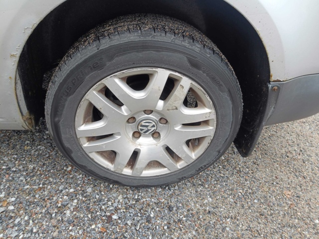 929335-11 Volkswagen Caddy 1.9 TDI -2006