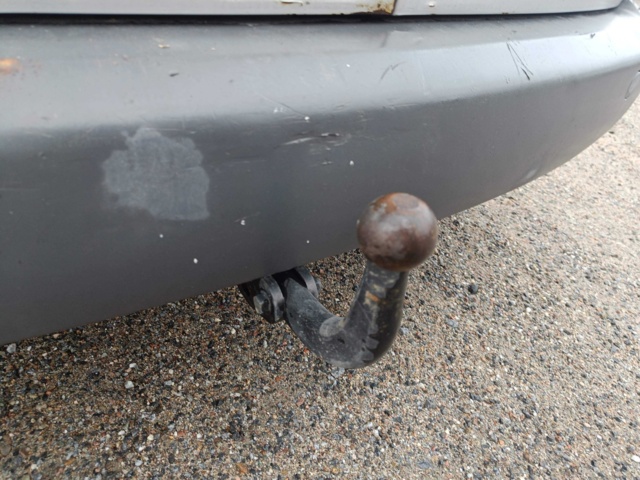 929335-40 Volkswagen Caddy 1.9 TDI -2006