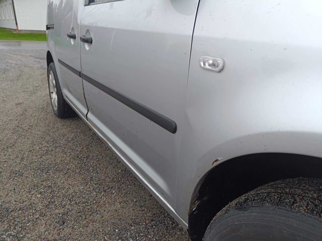 929335-56 Volkswagen Caddy 1.9 TDI -2006