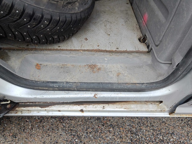 929335-62 Volkswagen Caddy 1.9 TDI -2006