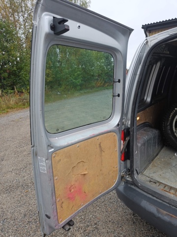 929335-71 Volkswagen Caddy 1.9 TDI -2006