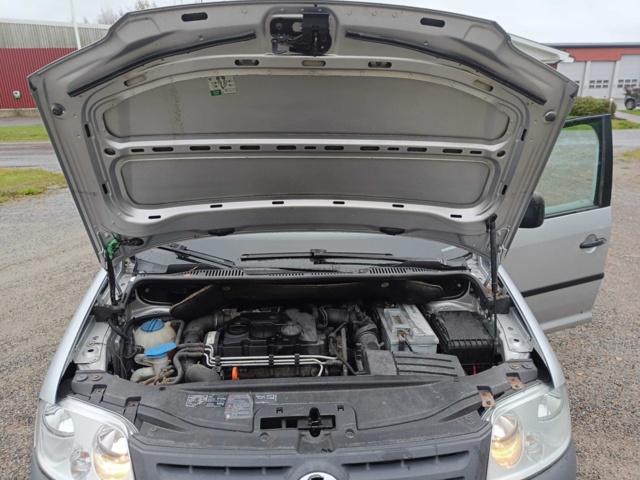 929335-77 Volkswagen Caddy 1.9 TDI -2006