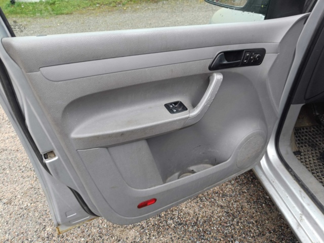 929335-92 Volkswagen Caddy 1.9 TDI -2006