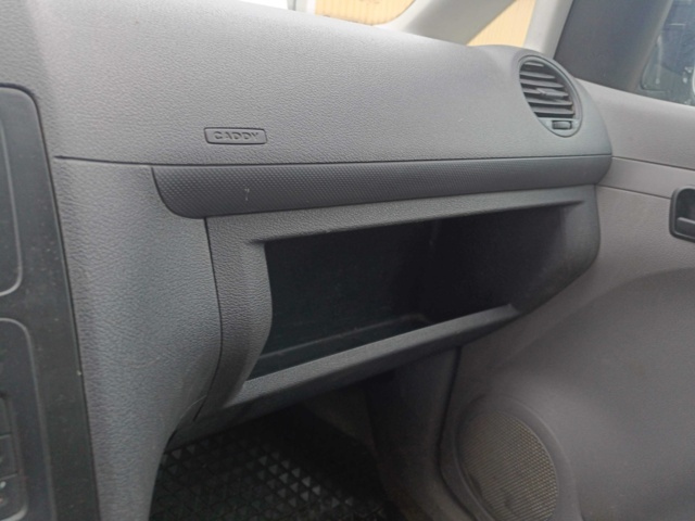 929335-102 Volkswagen Caddy 1.9 TDI -2006