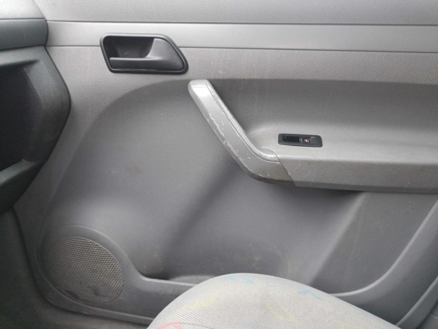 929335-103 Volkswagen Caddy 1.9 TDI -2006