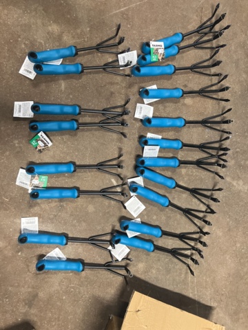 897479-7 Pallet with new mixed tools