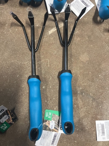 897479-8 Pallet with new mixed tools