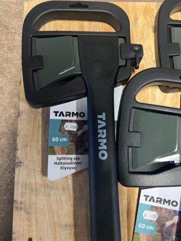 897479-11 Pallet with new mixed tools