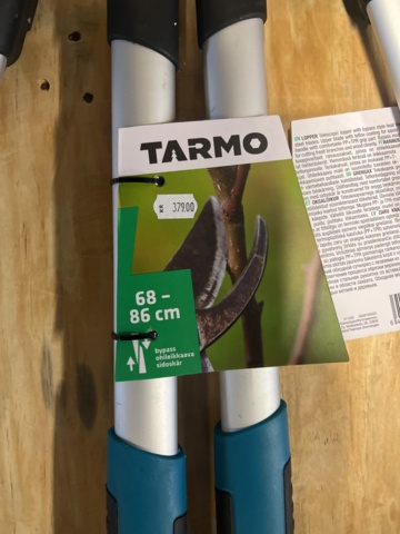 897479-12 Pallet with new mixed tools