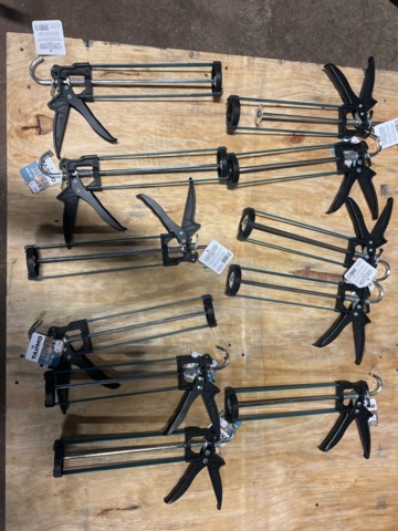 897479-19 Pallet with new mixed tools