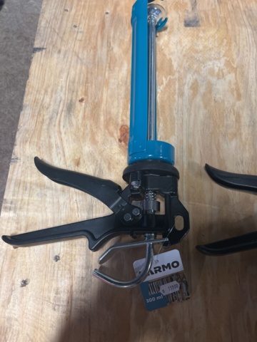 897479-22 Pallet with new mixed tools