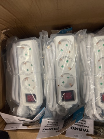 897479-29 Pallet with new mixed tools