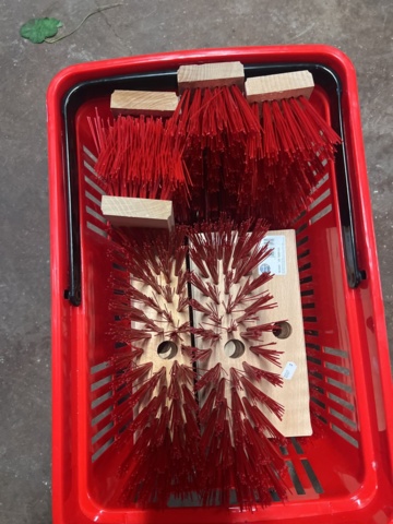 897479-31 Pallet with new mixed tools