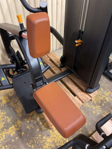 1049338-5 Diverging seated row Precor RSL 0310, 1pc
