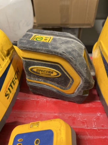 1060858-2 Construction laser Spectra HV301