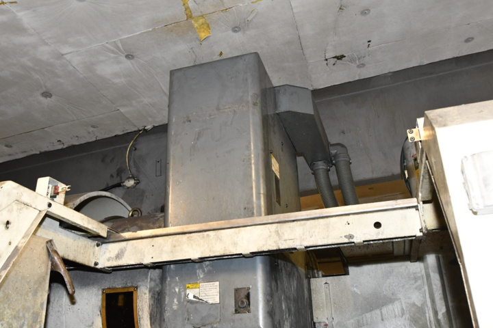 1079927-6 CNC Milling machine Hartford PRO1000