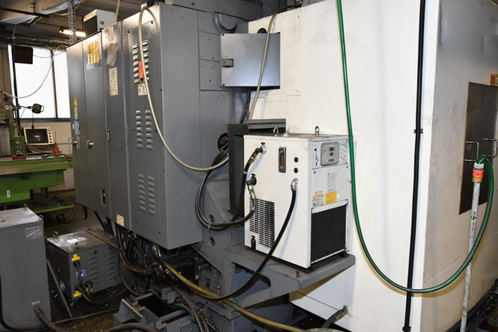 1079927-8 CNC Milling machine Hartford PRO1000