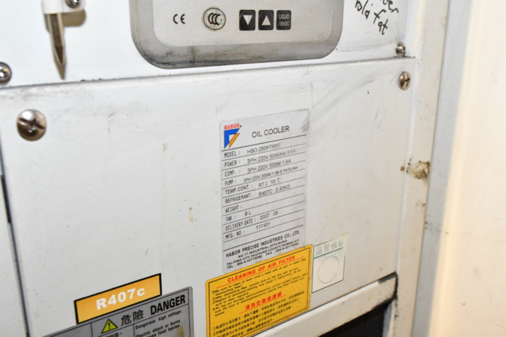 1079927-9 CNC Milling machine Hartford PRO1000