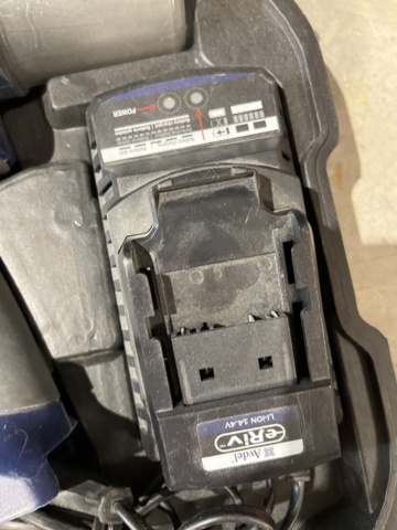 1060873-4 Blind rivet gun Section B10