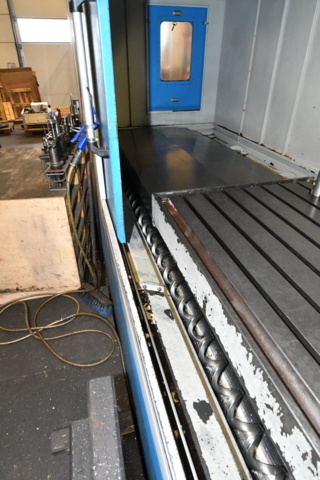 1079978-5 Auerbach - FBE 3000 Bed milling cutter