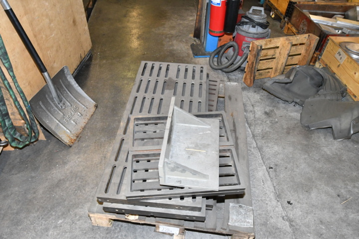 1079978-9 Auerbach - FBE 3000 Bed milling cutter