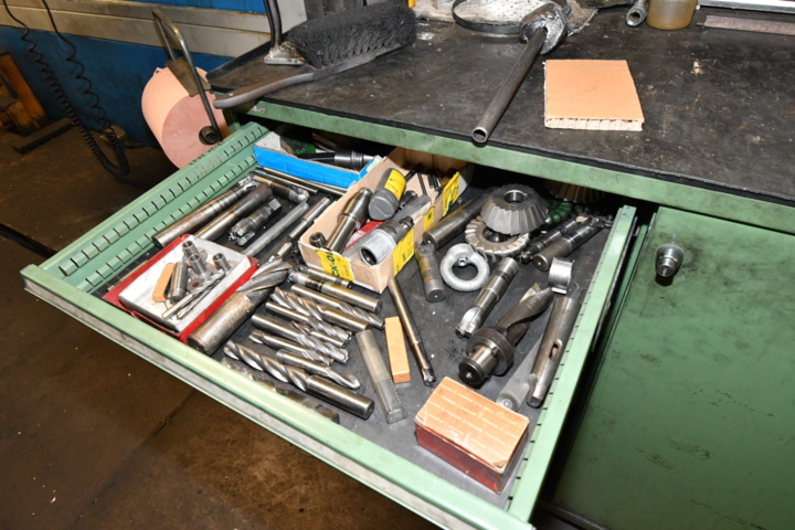 1079978-14 Auerbach - FBE 3000 Bed milling cutter