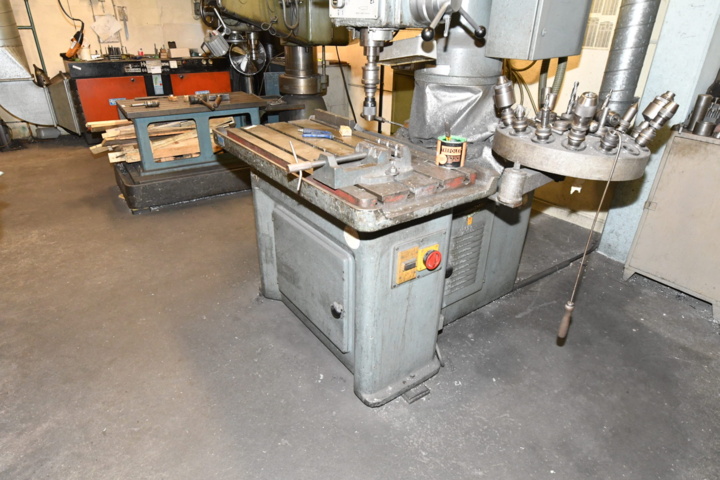 1080244-5 Radial drilling machine DONAU DR32