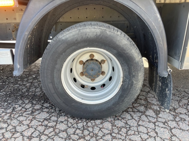 1080769-23 Iveco Daily 72-180H Chassis Cab 3.0 JTD - 2017 with Crane Hiab XS 077