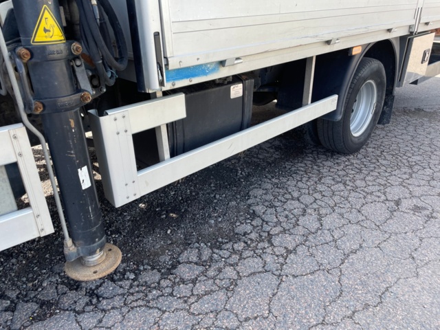 1080769-25 Iveco Daily 72-180H Chassis Cab 3.0 JTD - 2017 with Crane Hiab XS 077