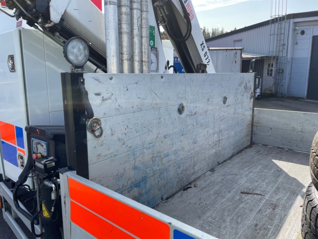 1080769-30 Iveco Daily 72-180H Chassis Cab 3.0 JTD - 2017 with Crane Hiab XS 077