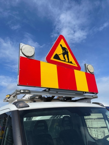 1080769-47 Iveco Daily 72-180H Chassis Cab 3.0 JTD - 2017 with Crane Hiab XS 077