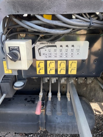 1080769-52 Iveco Daily 72-180H Chassis Cab 3.0 JTD - 2017 with Crane Hiab XS 077