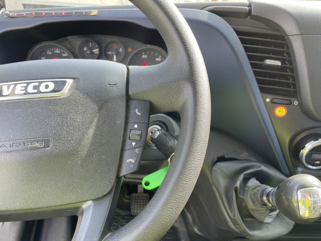 1080769-69 Iveco Daily 72-180H Chassis Cab 3.0 JTD - 2017 with Crane Hiab XS 077