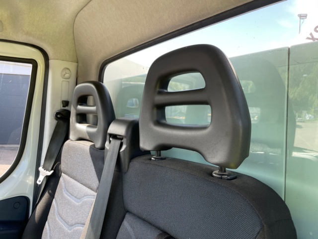 1080769-75 Iveco Daily 72-180H Chassis Cab 3.0 JTD - 2017 with Crane Hiab XS 077