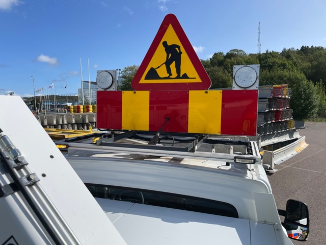 1080769-85 Iveco Daily 72-180H Chassis Cab 3.0 JTD - 2017 with Crane Hiab XS 077