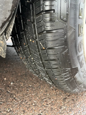 1080042-15 Volvo XC70 D5 AWD - 2007