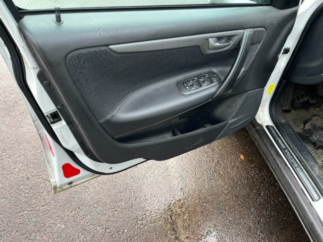 1080042-21 Volvo XC70 D5 AWD - 2007