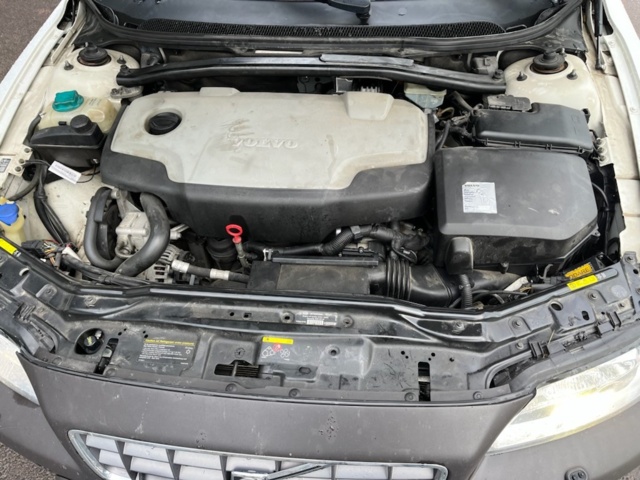 1080042-18 Volvo XC70 D5 AWD - 2007